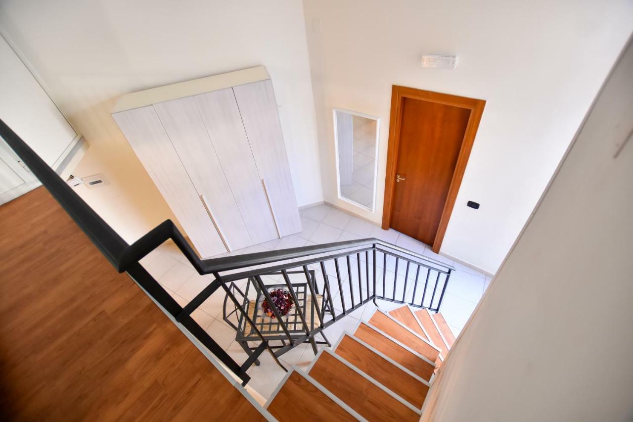 Beb Maryposa Appartment Napoli Eksteriør billede
