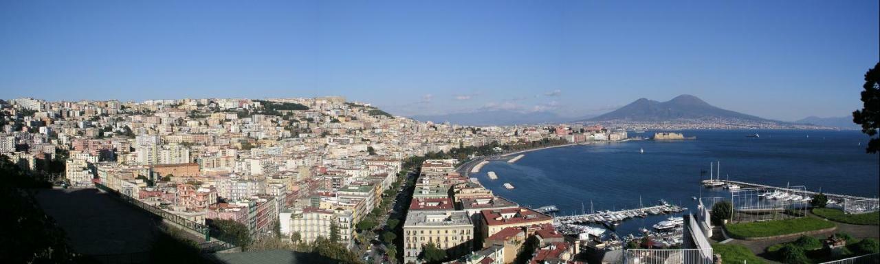 Beb Maryposa Appartment Napoli Eksteriør billede